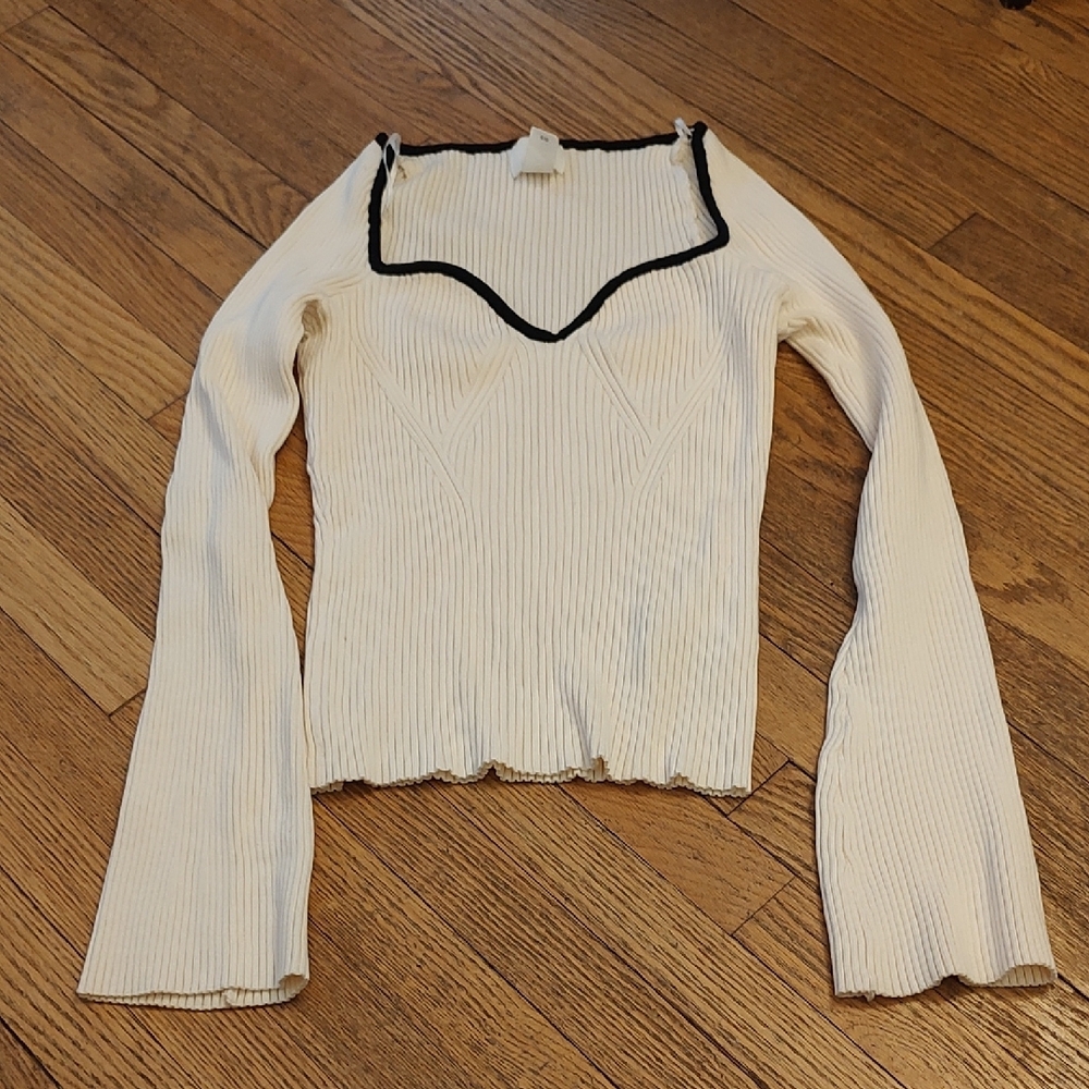 White Ribbed Long Sleeve Top